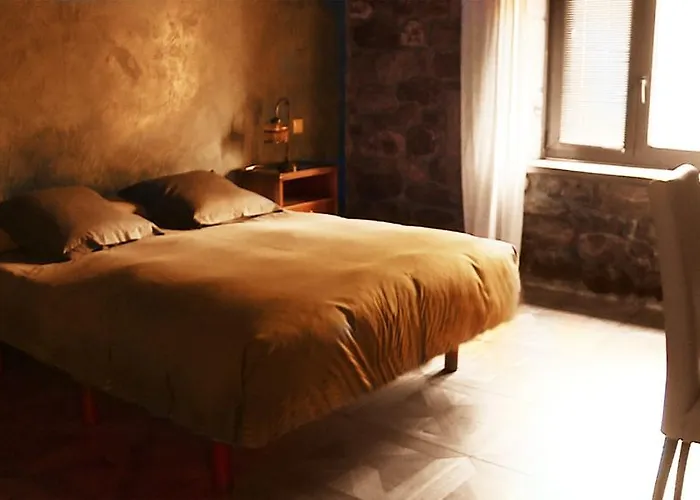 La Casa De Las Brujas Hotel Barrio (Cantabria)