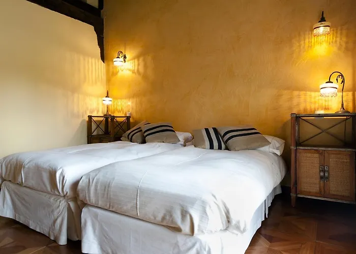 Hotel La Casa De Las Brujas Barrio (Cantabria)