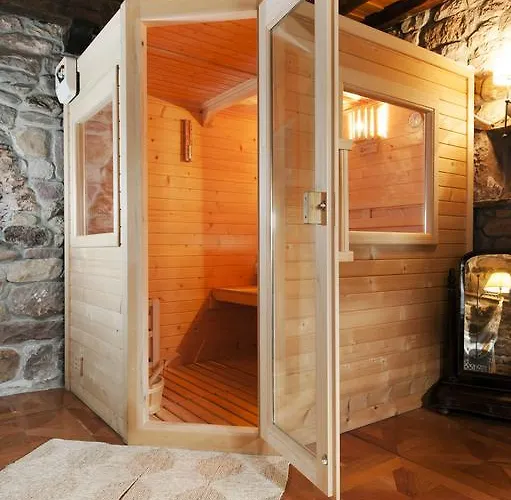 La Casa De Las Brujas Barrio (Cantabria)